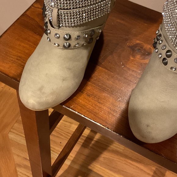 Beige Heeled Boots with Studded Accents - Size 6, Urban Cowgirl, Boho, - Picture 5 of 14